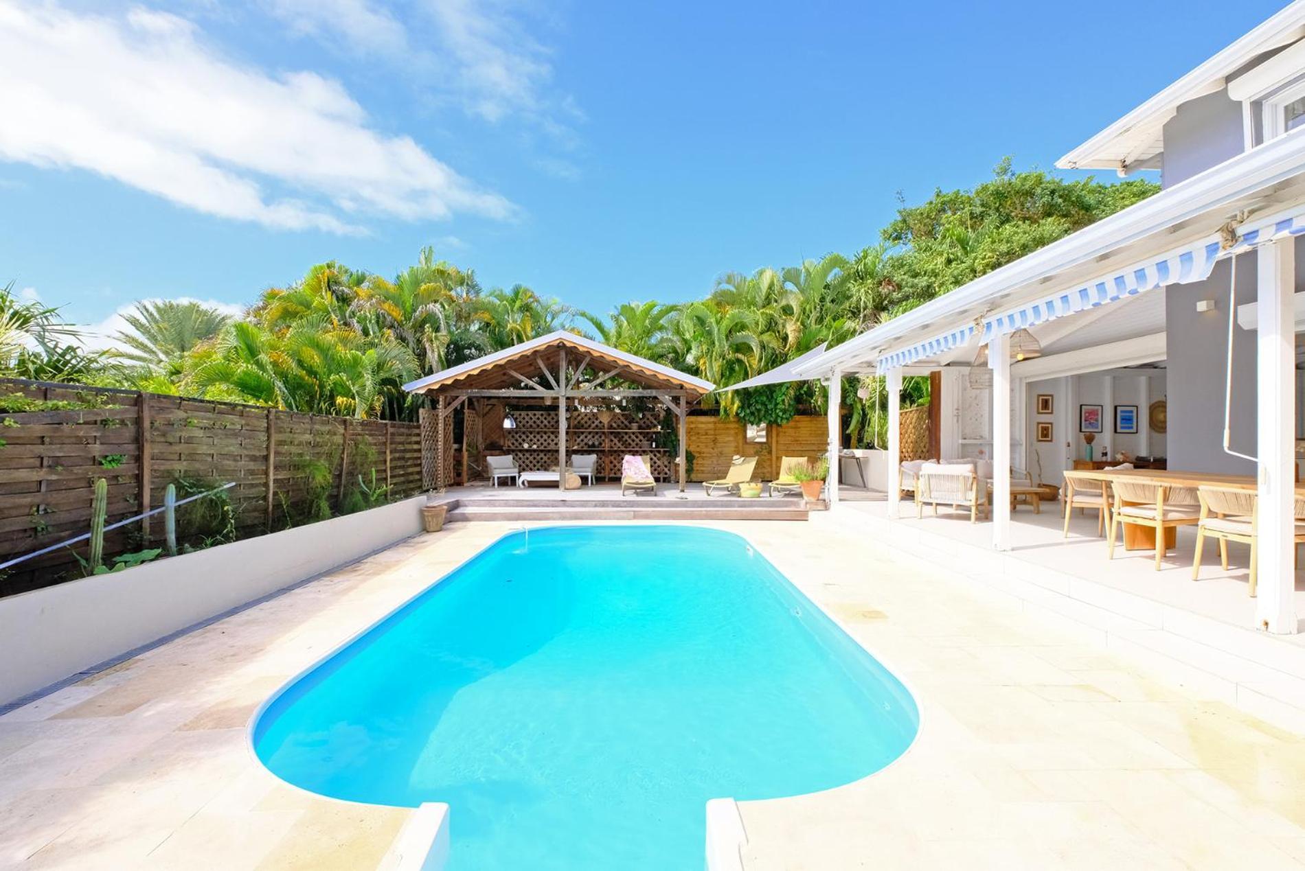 Oasis De Tranquillite, Lupio Villa *